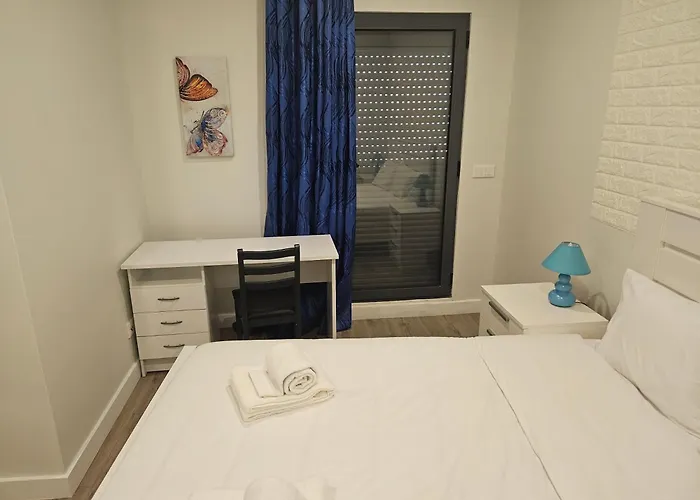 Δωμάτια σε οικογενειακή κατοικία Beu